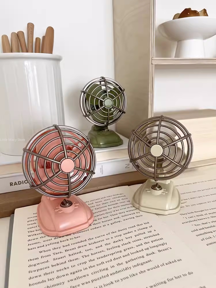 Retro Desktop Small Fan USB Ch - Office Furniture Warehouse ulasan dan harga